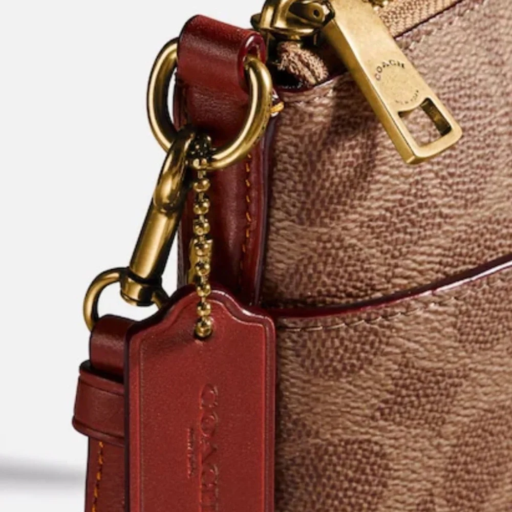 Coach kitt messenger